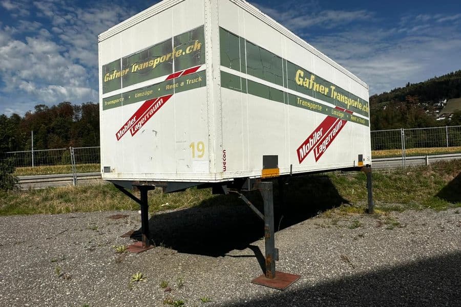 Wechselpritsche Dry Box